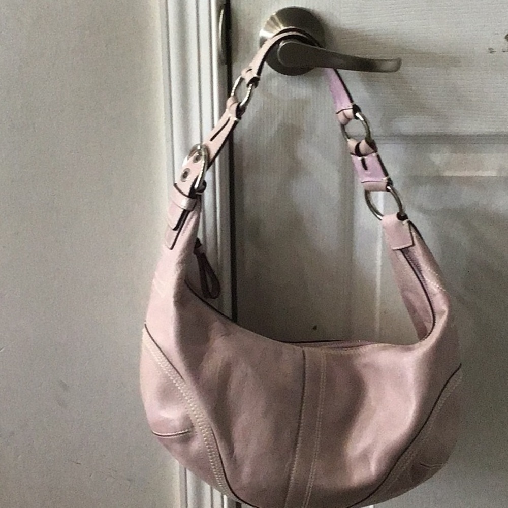 Coach Light lavender leather shoulder bag